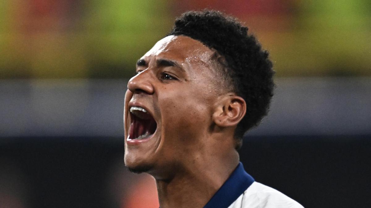 L'Aston Villa sogna, Watkins innamorato dello stratega Emery: "Un genio tattico"