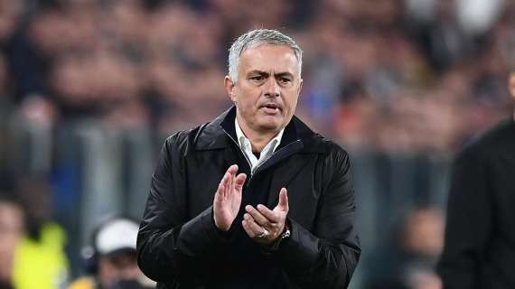 Mourinho: "Complimenti alla squadra e al mister. Grande vittoria"