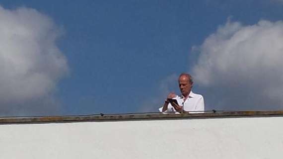 Sabatini guarda dal tetto di Trigoria la rifinitura della squadra. FOTO!