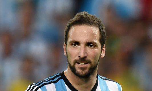 Argentina, i tifosi contro Higuain: "Meglio Icardi o Pratto"