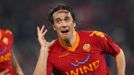La Roma ricorda il gol di Toni in Roma-Inter 2-1 del 2010. VIDEO!
