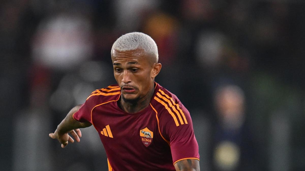 Brasile-Tunisia 1-1, Wesley fuori a fine primo tempo e con un errore sul gol avversario