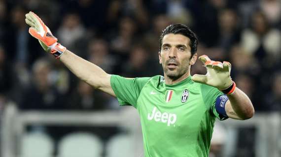 Juventus, Buffon: "Titolo? Alla pari con la Roma"