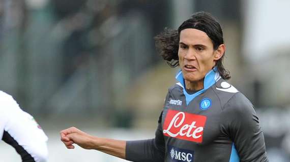 Doppio Cavani, Napoli in semifinale