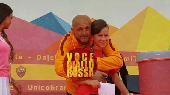 Spalletti firma autografi al Village: "A Pinzolo abbiamo trovato una situazione ottimale"