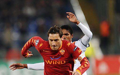 GENOA-ROMA: Pizarro e Borriello in panchina, dal 1' Menez alle spalle del Capitano in un 4-4-1-1