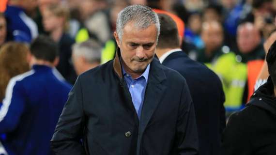 Chelsea, Mourinho a un passo dall'esonero: il club dovrà pagargli 9,5 milioni di sterline