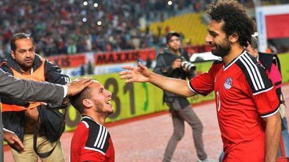 Twitter, Salah bacia la maglia dell'Egitto
