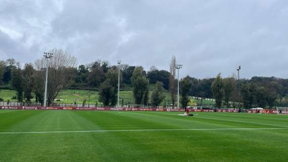 TRIGORIA - Lavoro con il pallone, Dybala assiste alla seduta. VIDEO!