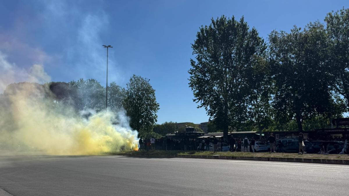 Circa 2.000 i tifosi della Roma già presenti in zona obelisco. FOTO!