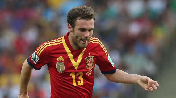 Dall'Inghilterra: "Manchester United, Juan Mata alla Roma per Strootman"