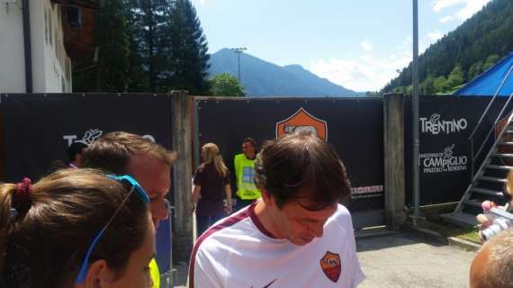 PINZOLO - Autografi per De Sanctis, Strootman, Paredes, Gervinho e Garcia. FOTO!