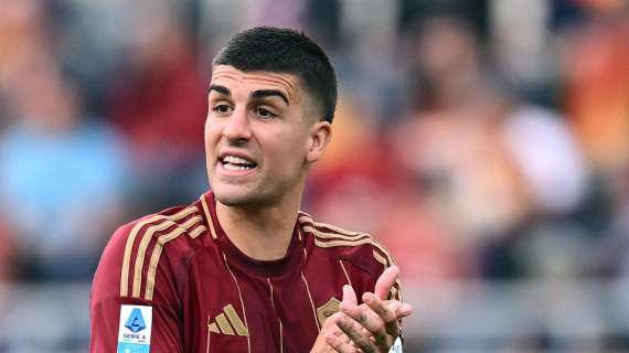 Kaiserslautern-Roma - Tifoso giallorosso cade dagli spalti: attimi di apprensione, ma non ha mai perso coscienza