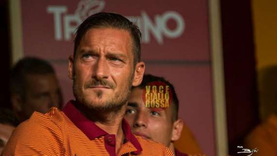 Totti al New York Times: "Il calcio è una passione, ma più di tutto c'è l'amore per la Roma"
