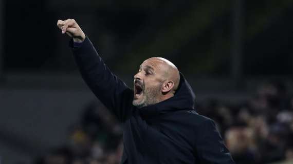 Fiorentina-Roma 2-2 - La gara sui social: "Italiano ha finito di saltellare? Non ci facciamo niente con questo punto, ma me lo tengo"