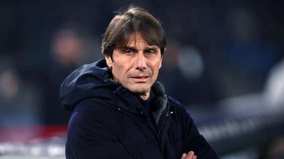 Calcio, Conte: "Io il prossimo anno al Napoli? Cresciamo e vedremo"