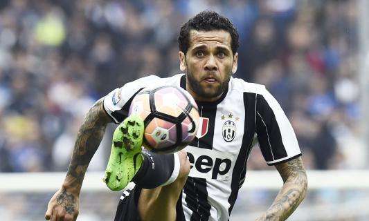 Juventus, Dani Alves: "Non abbiamo ancora vinto niente"