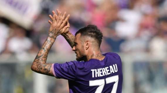 Fiorentina, lesione alla coscia destra per Thereau: out contro la Roma