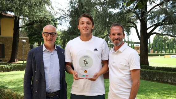 Retegui ha ricevuto il premio "Paolo Rossi"