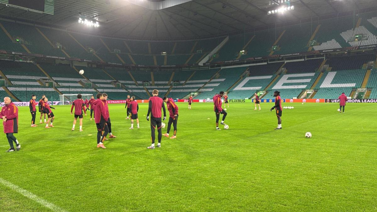 Celtic-Roma - La rifinitura dei giallorossi al Firhill Stadium