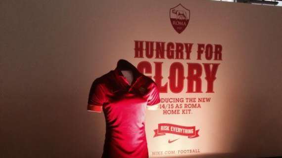 L'11 giugno la presentazione della nuova maglia con Totti a fare da testimonial