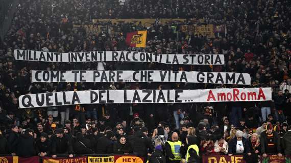 Roma-Lazio, i Distinti Sud: "Millanti, inventi, racconti la storia come te pare... che vita grama quella del laziale". FOTO!