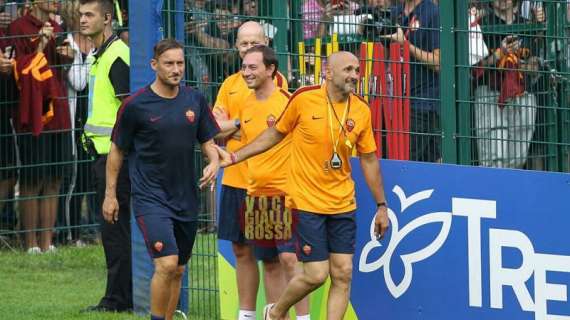 Sorrisi tra Totti e Spalletti. FOTO!