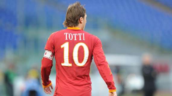 Petruzzi: "Totti è un campione assoluto, merita rispetto"