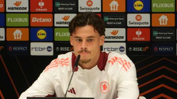 Conferenza stampa - Svilar: "Mai pensato di andare via da Roma. Se siamo concentrati è difficile farci gol"