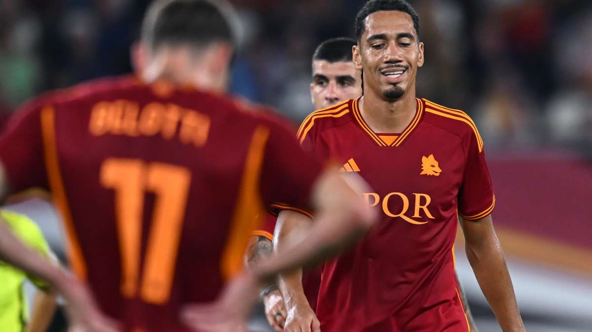 Smalling fa causa ai suoi consulenti finanziari per quasi 1 milione di euro