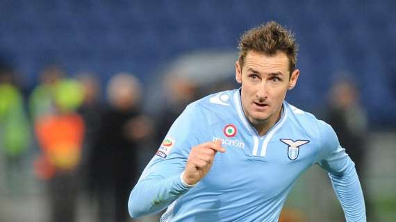 Lazio, Klose salta l'allenamento per motivi personali. Ballottaggio Konko-Cavanda.