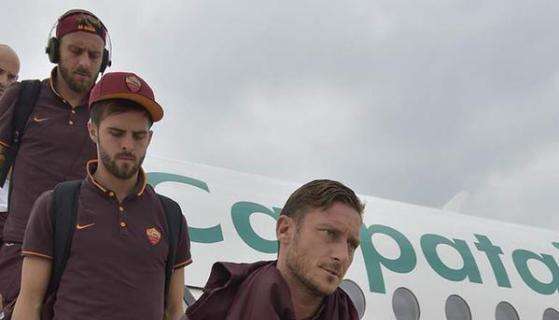 Twitter AS Roma - La squadra è atterrata a Valencia. FOTO!