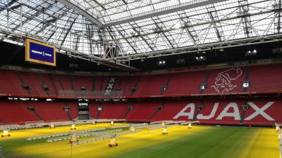 L'Ajax vieta ai tifosi di chiedere la maglia ai giocatori. Al bando cartelli e striscioni