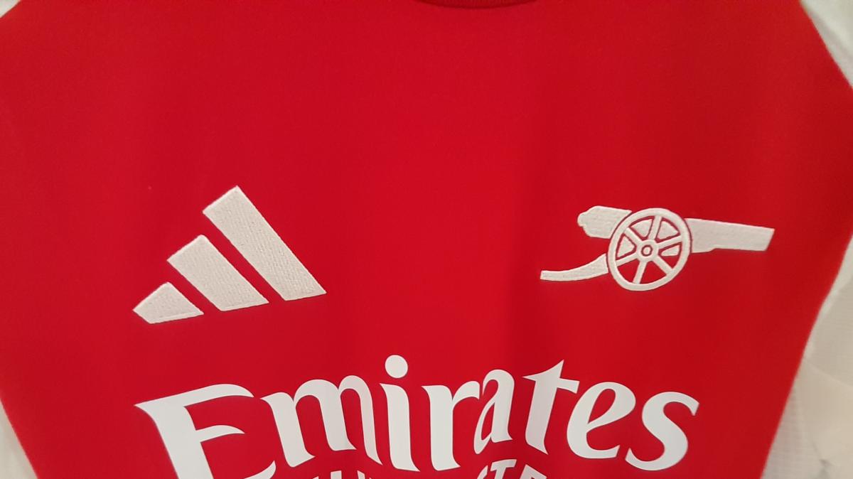 Arsenal, Dowman in campo a 15 anni: è il più giovane di sempre in Champions League