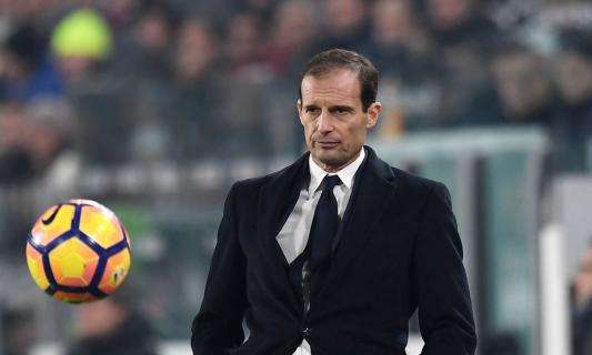 Juventus, difesa a 3 o a 4? Il dubbio di Allegri 