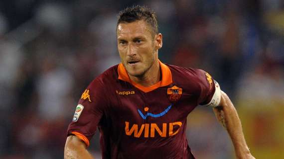  Twitter  AS Roma: "Tanti auguri Francesco Totti!"