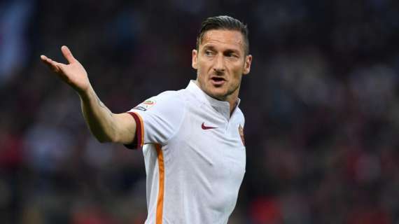 Accadde oggi - Mascetti: "Gullit e lo scambio con Totti...". Totti: "Ecco cosa mi disse Balotelli". Pallotta: "I tifosi dovrebbero sostenere la squadra piuttosto che altri interessi"