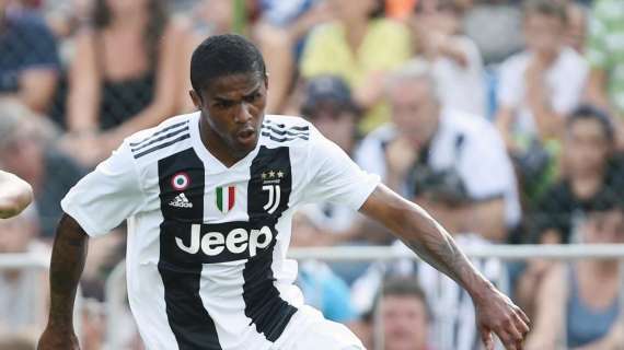 Douglas Costa: "Lo sputo a Di Francesco? Ero fuori di me, mi sono scusato"