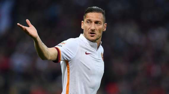 Accadde oggi - Totti salva la Roma a Bergamo. De Rossi: "Rimasto perché tifoso della Roma"