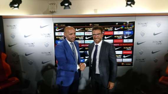 Twitter AS Roma - Di Francesco, Monchi e Pallotta abbracciati in vista della prossima stagione
