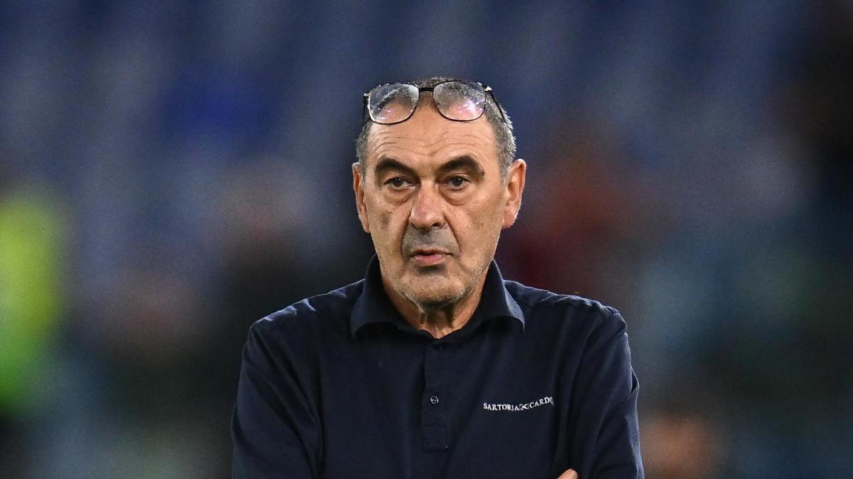 Lazio, Sarri: "Inter più forte, serve coltello tra i denti"