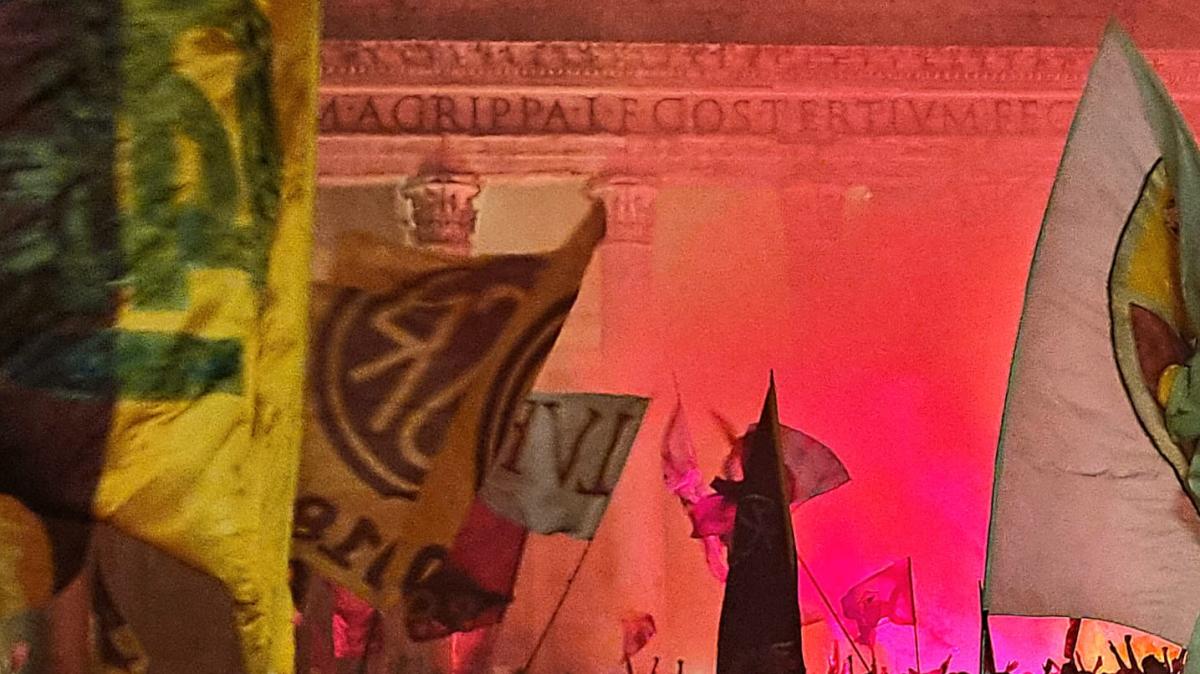 Immagine strip Primo piano n.1