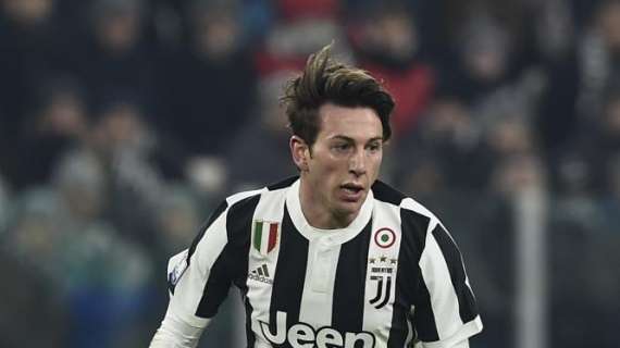 Juventus, Bernardeschi: "Da piccolo sognavo di incontrare Totti"