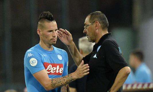 Napoli, Sarri: "Nel finale contro la Roma siamo andati nel panico". Hamsik: "Vittoria importante per il secondo posto"