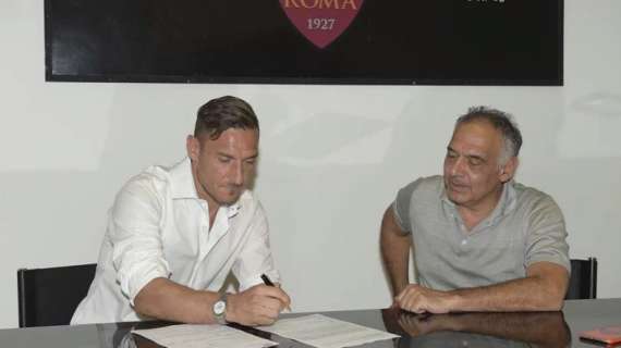 COMUNICATO AS ROMA – Rinnovato il contratto di Totti per un altro anno. Il capitano: "L'ho fortemente desiderato"