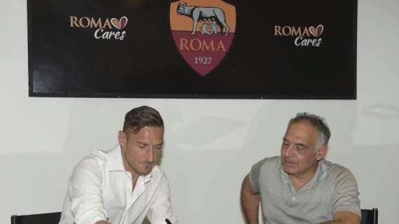 LA VOCE DELLA SERA - Totti rinnova per un'altra stagione. Pallotta: "È l'ultimo anno, dovrà goderselo appieno". Il capitano: "Poi ho sei anni da dirigente"