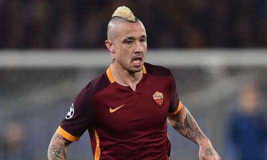 Instagram, Nainggolan: "Due torte con gusti diversi: una per Pjanic, l'altra?"