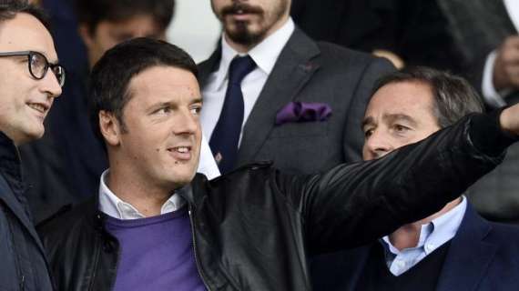 Renzi risponde a D'Alema: "Credo fosse arrabbiato per Roma-Fiorentina"