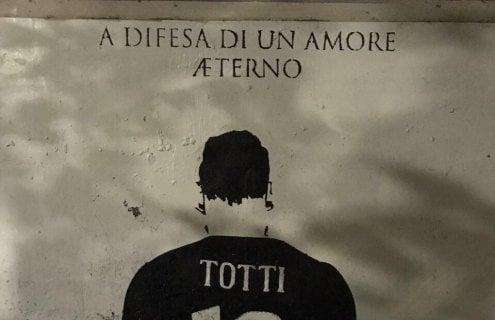 Murales per Totti a Porta Metronia: "A difesa di un amore aeterno". FOTO!