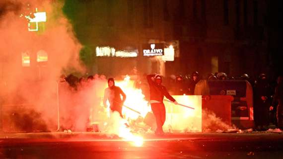 Genoa-Juventus a porte chiuse. Decisione ufficiale dopo gli scontri nel derby di Coppa Italia